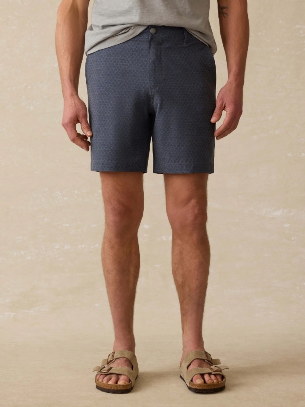 Faherty All Day Shorts 2.0 (7”) Men's 35 - Midnight Fishscale
